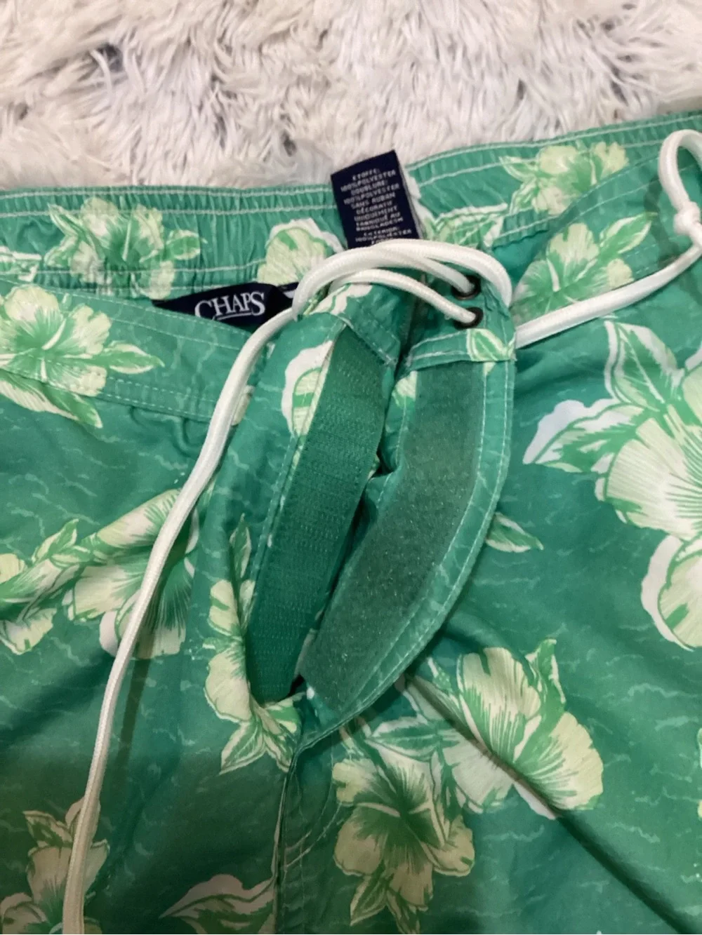 Chaps Men’s XL Green & White Hibiscus Floral Swim Trunks Board Shorts
